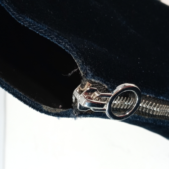 Zara Velvet Chunky Heel Ankle Boots - Picture 11 of 16